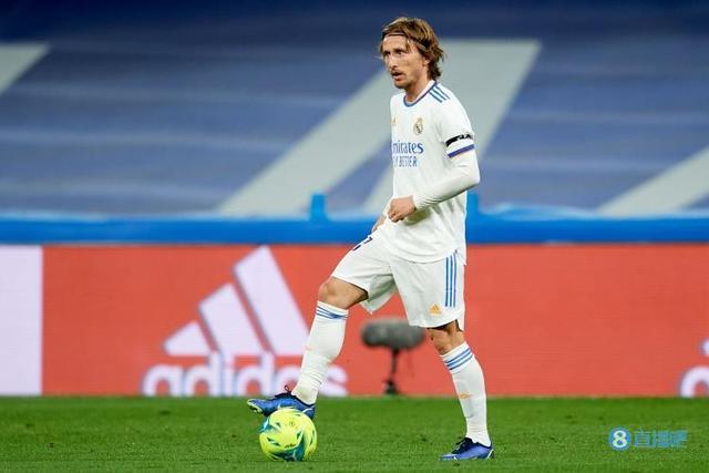 欧冠-劳塔罗破门皮奥2失空门 国米4-0圣吉罗斯 [国际足球欧冠]