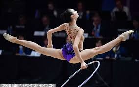 拉瑞安设计师暗示《神界》新作或有“游泳”机制