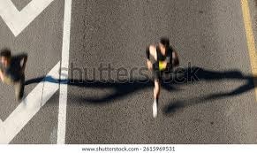 詹姆斯空砍准三双，15篮板大幅刷新个人赛季新高